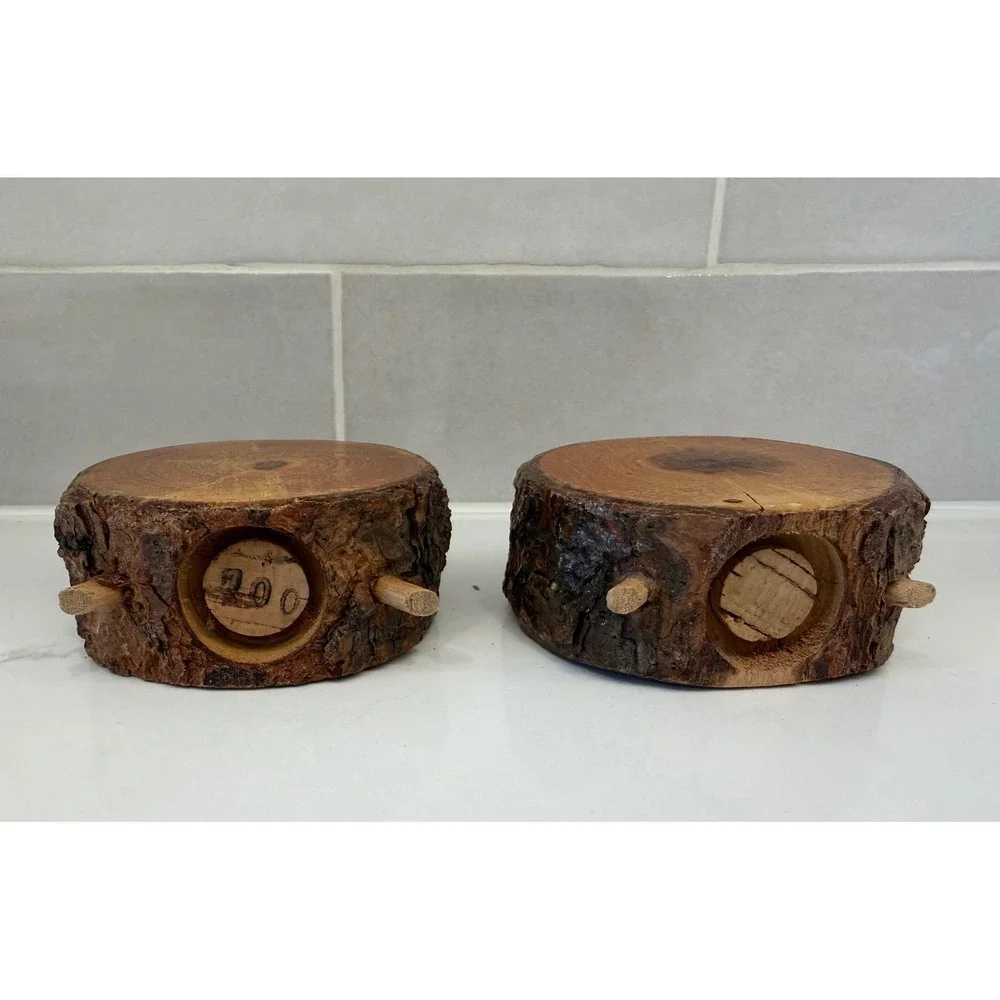 Vintage Rustic Log Wood Clock‎ Salt and Pepper Shakers Set Cabin Farmhouse Decor